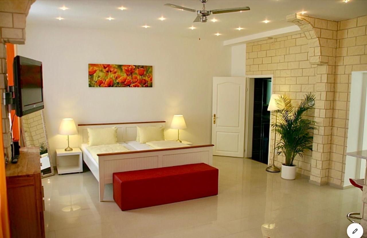Suite Apartment Jedlesee Vienna Luaran gambar