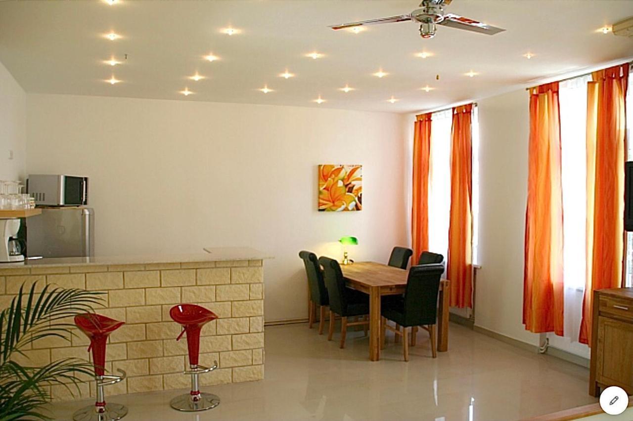 Suite Apartment Jedlesee Vienna Luaran gambar